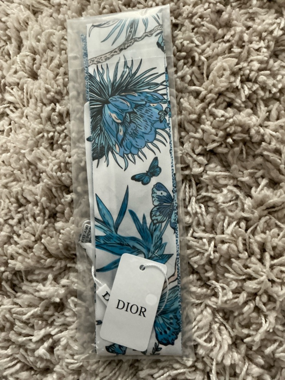 New Christian Dior White and Blue Floral Scarf - Picture 3 of 3
